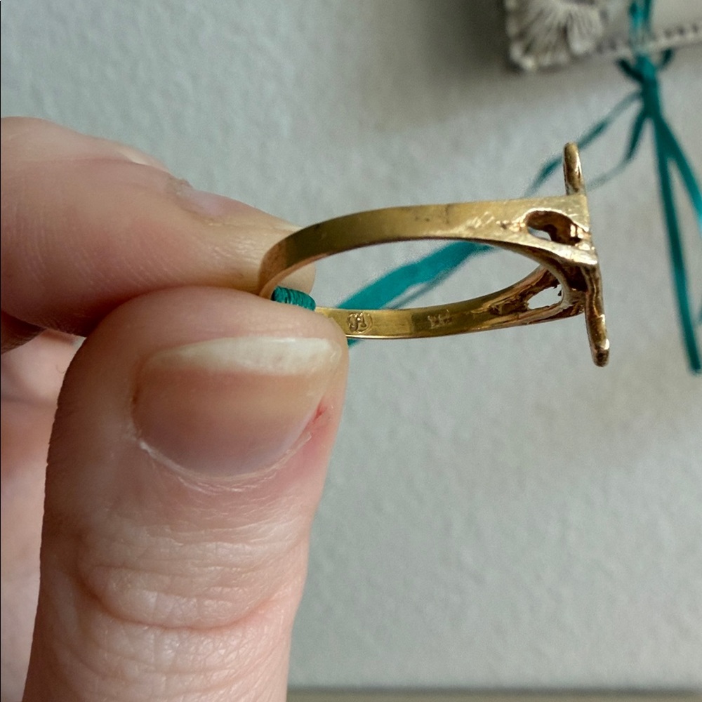 Gold Texas Ring - Picture 9 of 10
